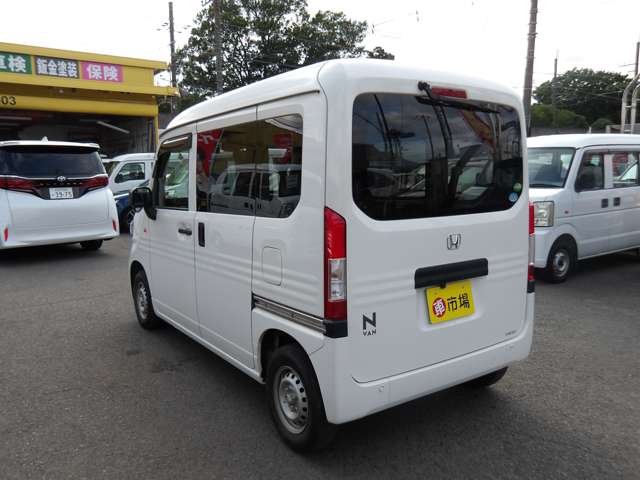 Honda N-VAN 9