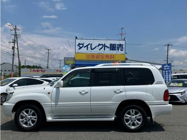 Toyota Land Cruiser Cygnus 7