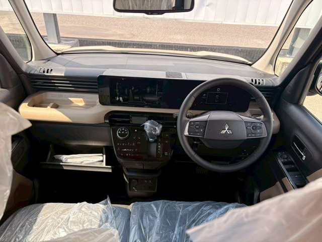 Mitsubishi Delica Mini 3