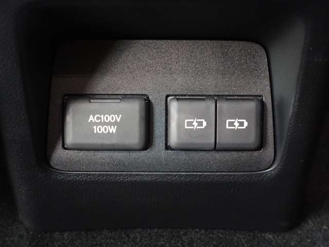 Lexus NX 11