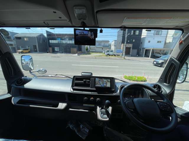 Mitsubishi Fuso Canter 12