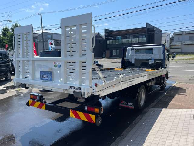 Mitsubishi Fuso Canter 6