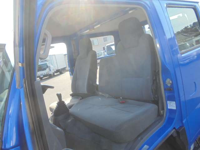 Isuzu Elf 5