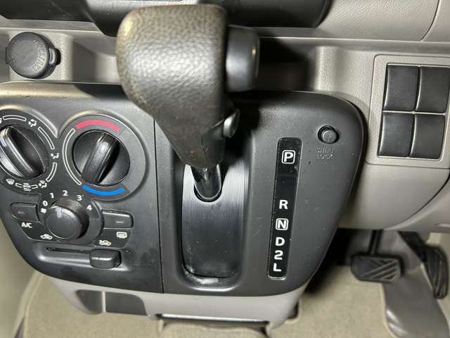 Suzuki Every 11