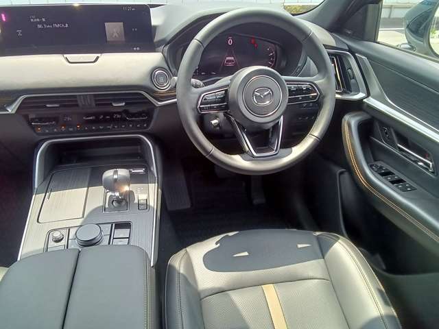 Mazda CX-80 11