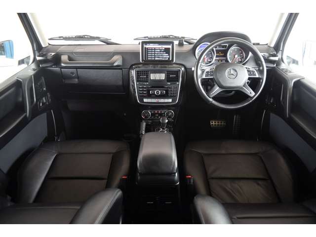 Mercedes-Benz G-Class 2