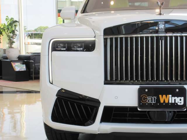 Rolls-Royce ブラックバッジカリナン 9