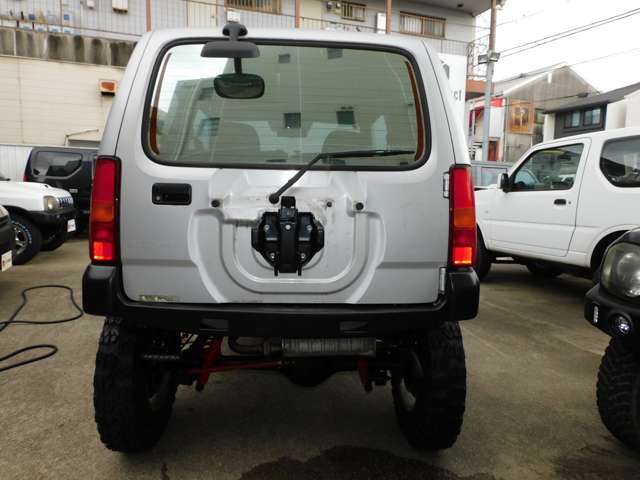 Suzuki Jimny 7