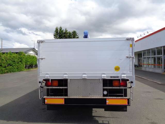 Nissan Condor 6