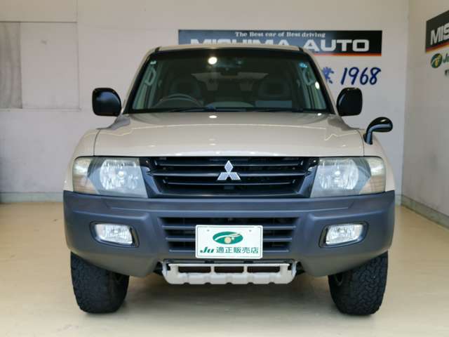 Mitsubishi Pajero 2