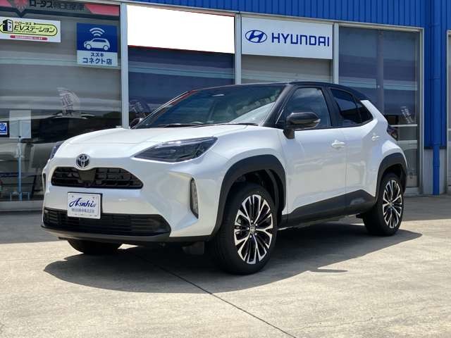 Toyota Yaris Cross 8