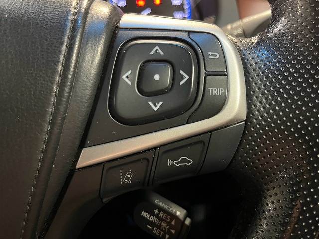 Toyota Harrier 6