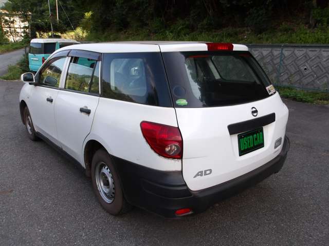 Nissan AD 4