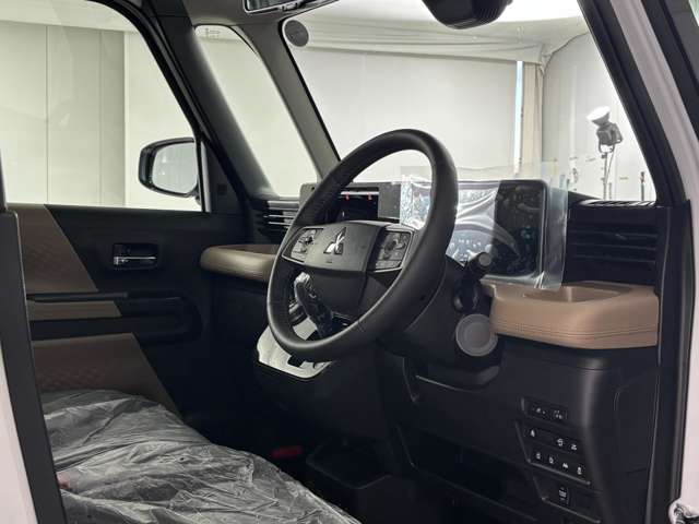 Mitsubishi Delica Mini 4