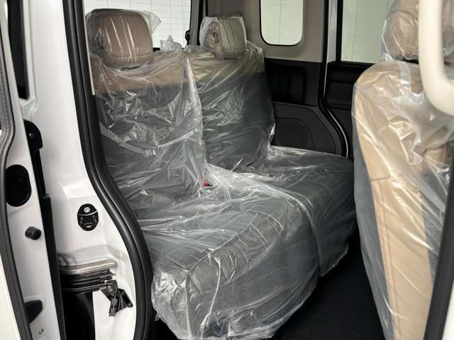 Mitsubishi Delica Mini 5