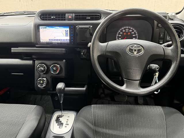 Toyota Succeed Van 12