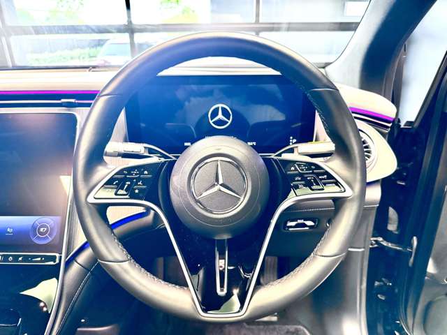 Mercedes-Benz EQS SUV 11