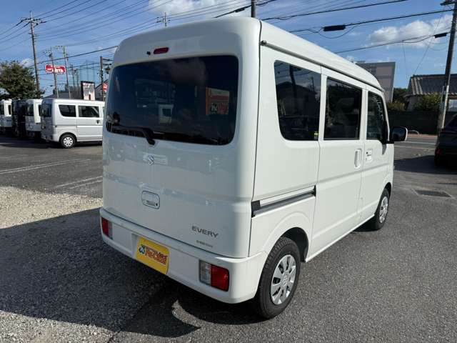 Suzuki Every 8