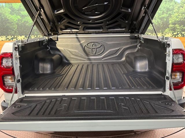 Toyota Hilux 10