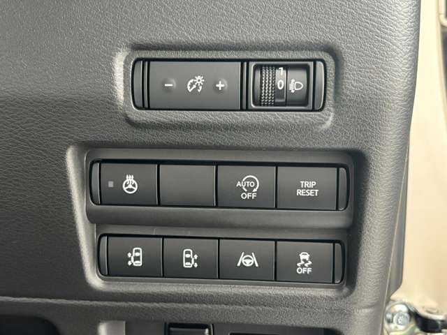 Mitsubishi Delica Mini 10