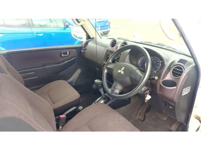 Mitsubishi Pajero Mini 11