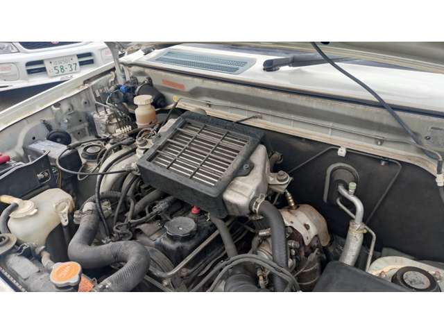 Mitsubishi Pajero Mini 4