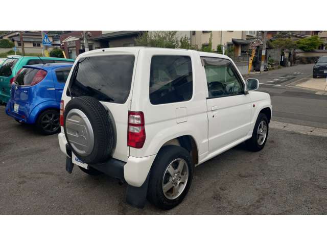 Mitsubishi Pajero Mini 8