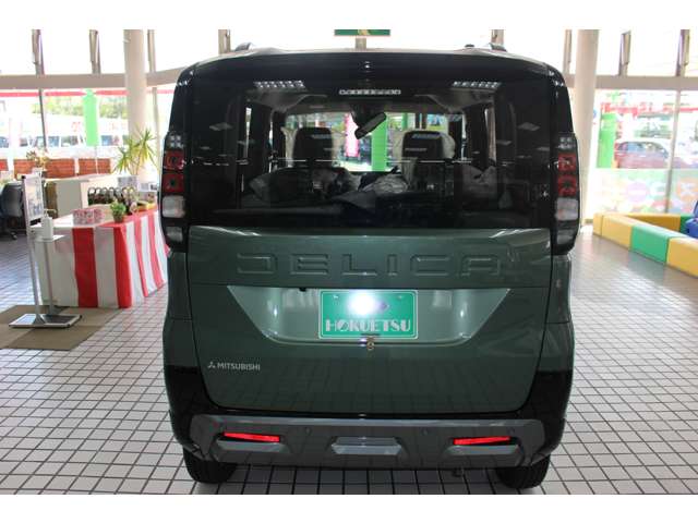Mitsubishi Delica Mini 10