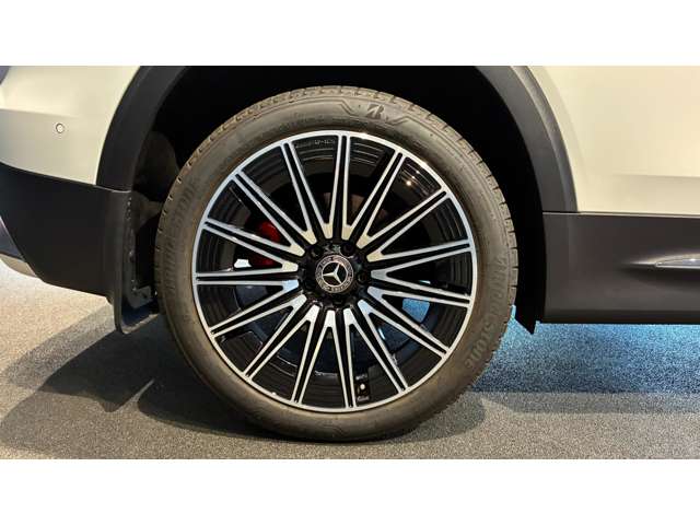 Mercedes-Benz GLB 7