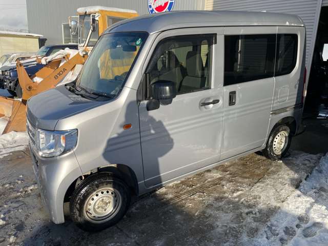Honda N-VAN 8