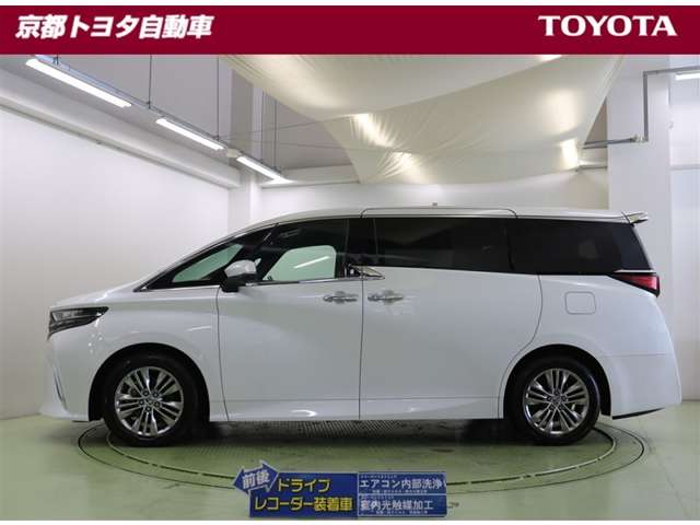 Toyota Alphard 2