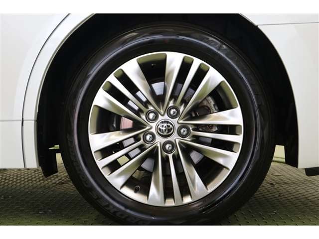 Toyota Alphard 9