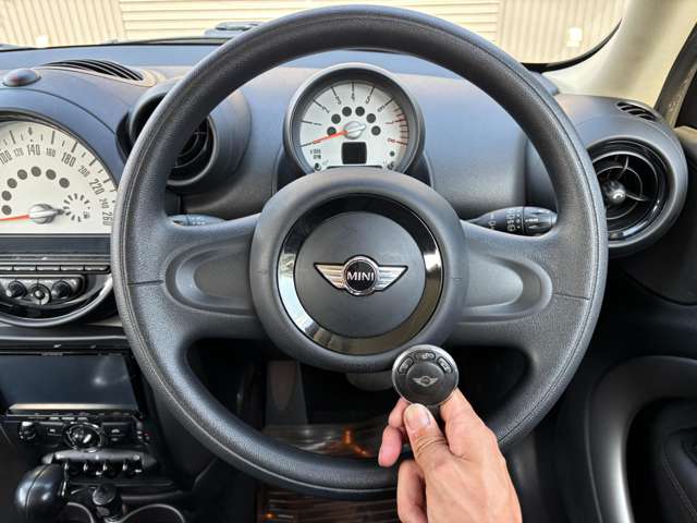 MINI Crossover 12