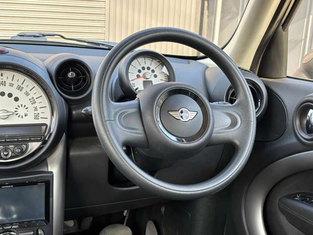 MINI Crossover 10