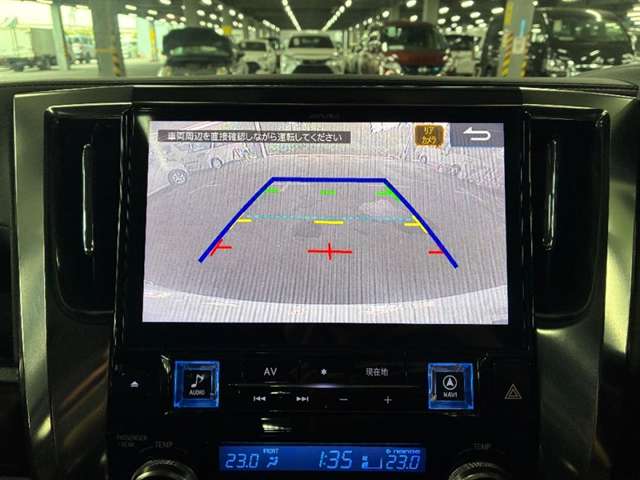 Toyota Alphard 11