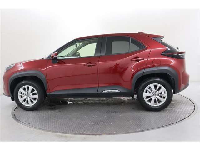 Toyota Yaris Cross 4