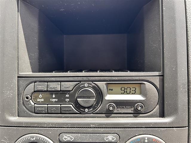 Nissan NV150 AD 8