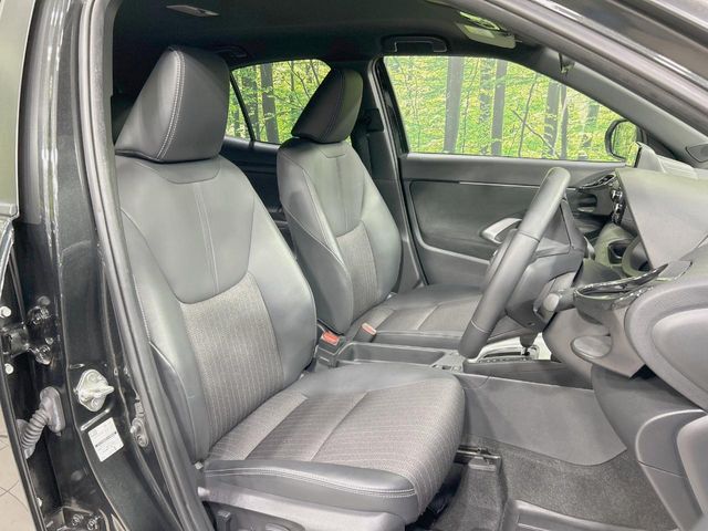 Toyota Yaris Cross 8