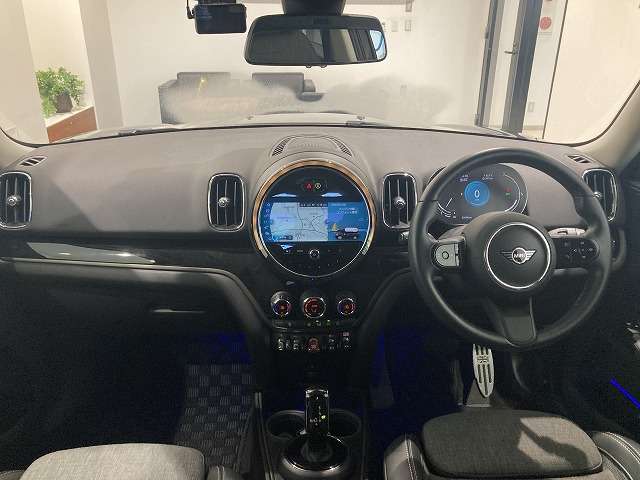 MINI Crossover 7