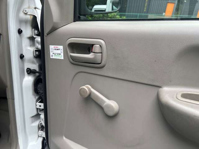 Nissan NV100 Clipper 6