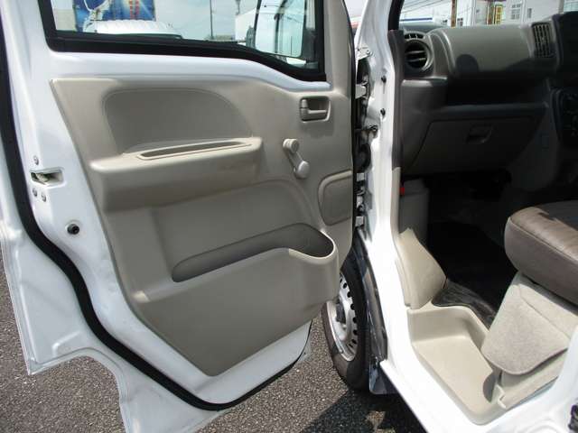 Suzuki Every 12