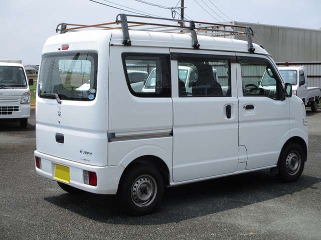 Suzuki Every 5
