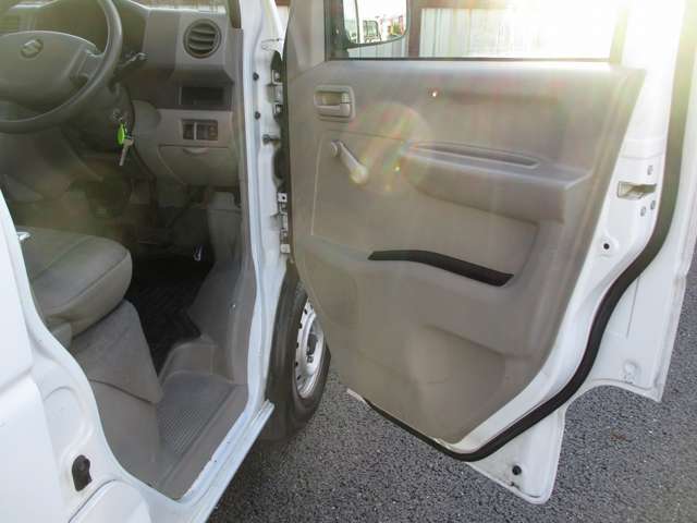 Suzuki Every 12