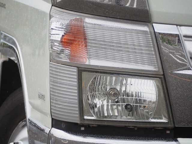 Mitsubishi Fuso Canter 8
