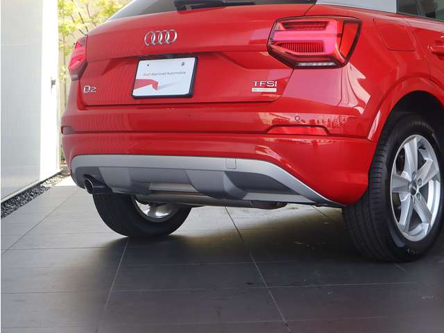 Audi Q2 12