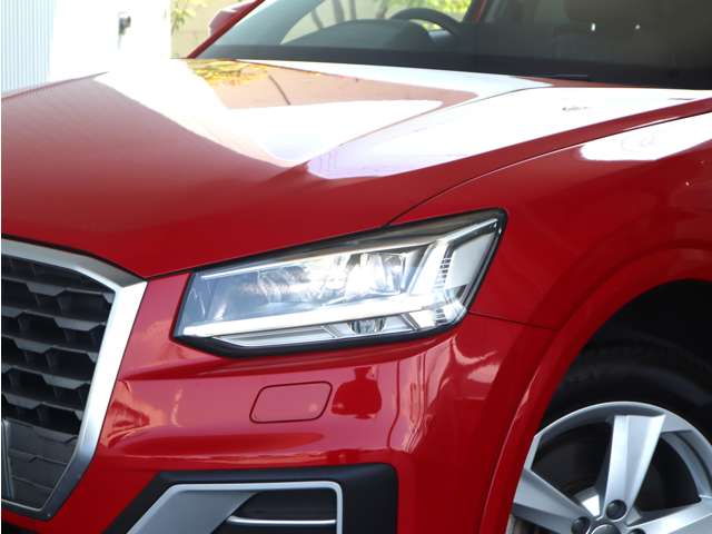 Audi Q2 4