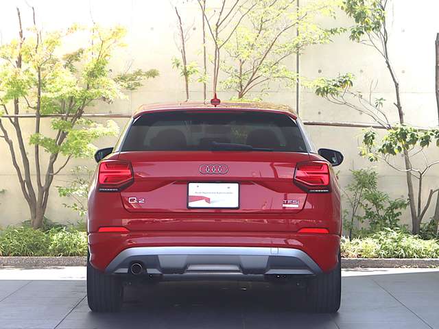 Audi Q2 6