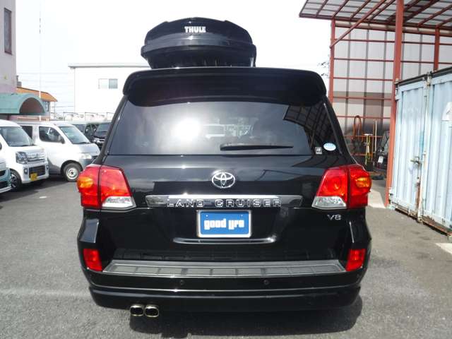 Toyota Land Cruiser 200 5