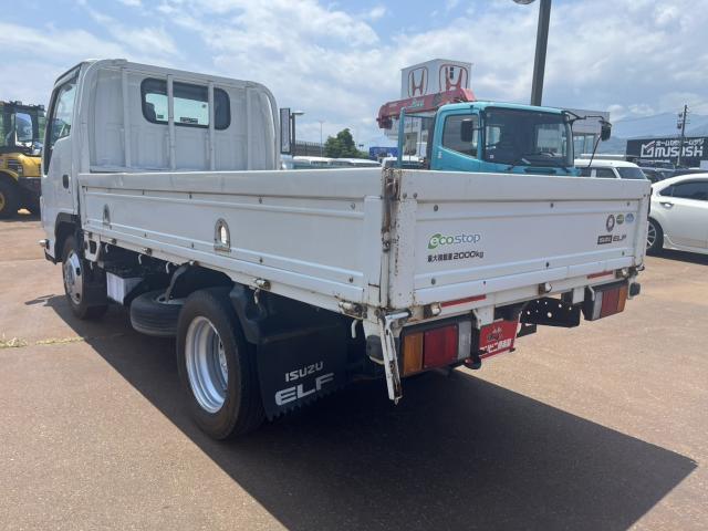 Isuzu Elf 7