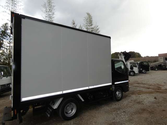 Mitsubishi Fuso Canter 6